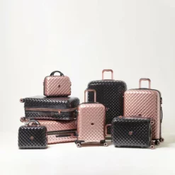 IT Luggage Glitzy - Medium Plus (Black) -UK Suitcase Sales Shop 18 89caaad2 693e 4150 878f 14faa5bf805d