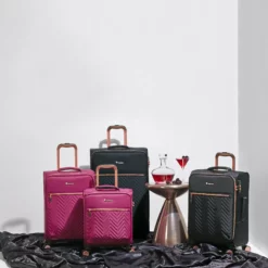 IT Luggage Bewitching - Medium (Black) -UK Suitcase Sales Shop 22 9182bb82 07b2 4aa0 a7f3 ed69f2382a8a
