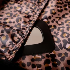 IT Luggage Glitzy - Vanity Case (Black) 15 IT Luggage Glitzy - Vanity Case (Black) -UK Suitcase Sales Shop 2 4cb0e34f ae7f 4d30 acf4 577f8246a8ad