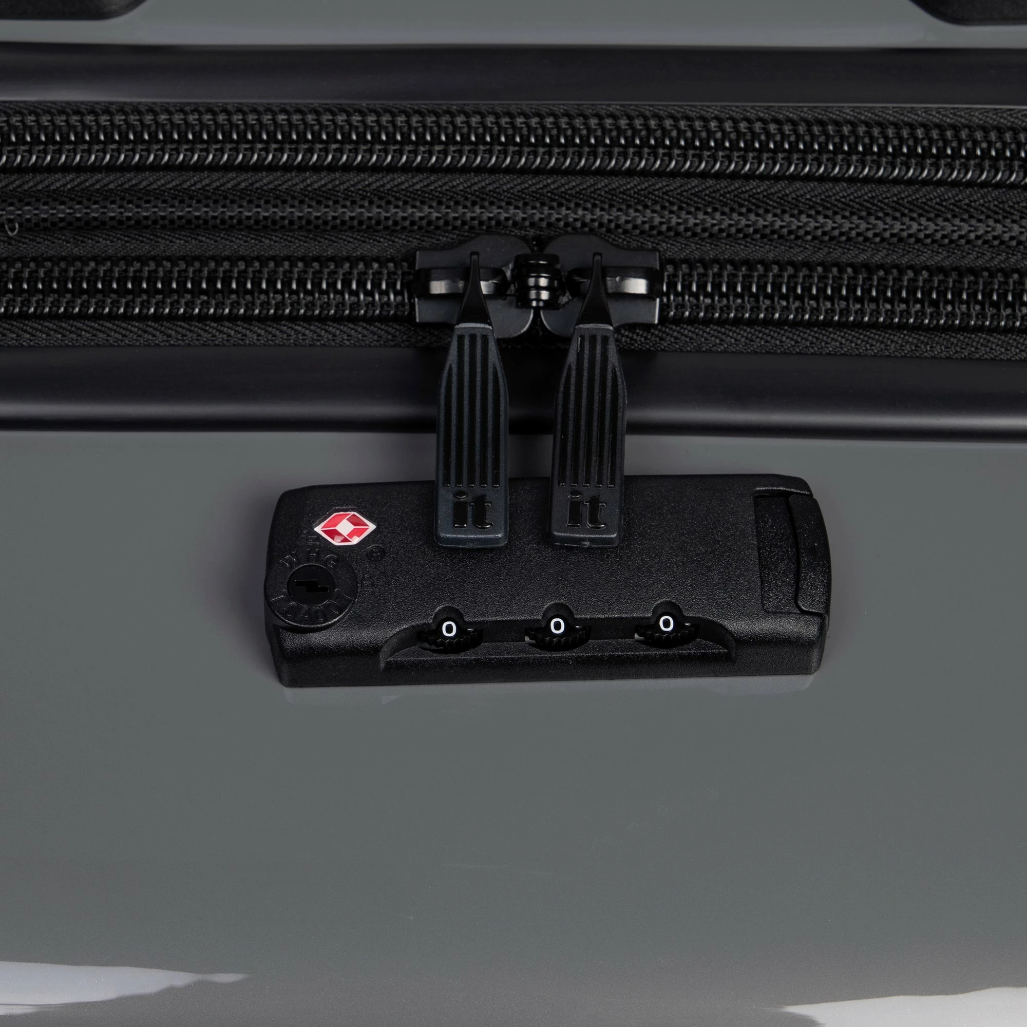 IT Luggage Helixian - 3pc Set (Charcoal) 9 IT Luggage Helixian - 3pc Set (Charcoal) - Image 9