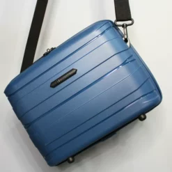 IT Luggage Momentous - Vanity Case (Tibetan Lan) -UK Suitcase Sales Shop 7 bea7720b ba76 479f 8cdf f796ec074235