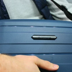 IT Luggage Momentous - Vanity Case (Tibetan Lan) -UK Suitcase Sales Shop 9 f8c7a61f c666 4c09 bb7d 3b8a1d9d334c