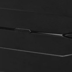 IT Luggage Momentous - Cabin (Black) -UK Suitcase Sales Shop Momentous Black Close up 8a134267 f3e0 49af 809d a51d7ebc9ac2