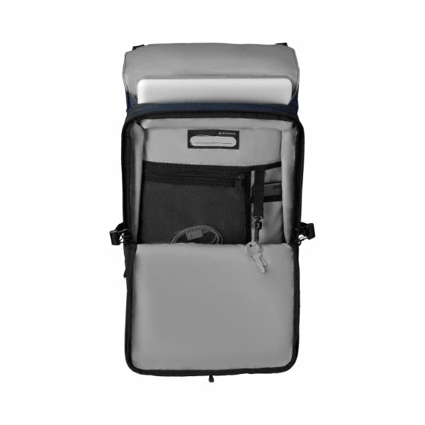 Victorinox Altmont Original 15.6 Inch Laptop Flapover Backpack 3 Victorinox Altmont Original 15.6 Inch Laptop Flapover Backpack - Image 3